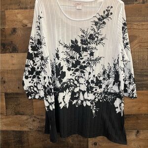 Allison Daley Black & White Floral Ribbed Scoop-Neck Tunic